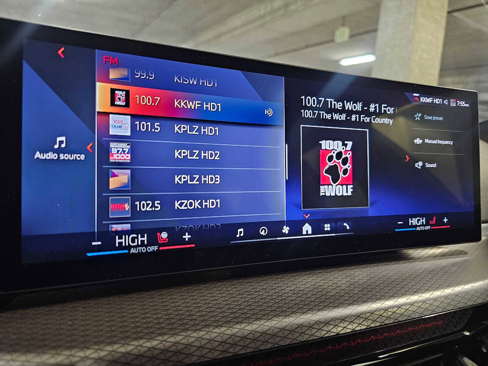 2025 BMW 330i xDrive Sedan