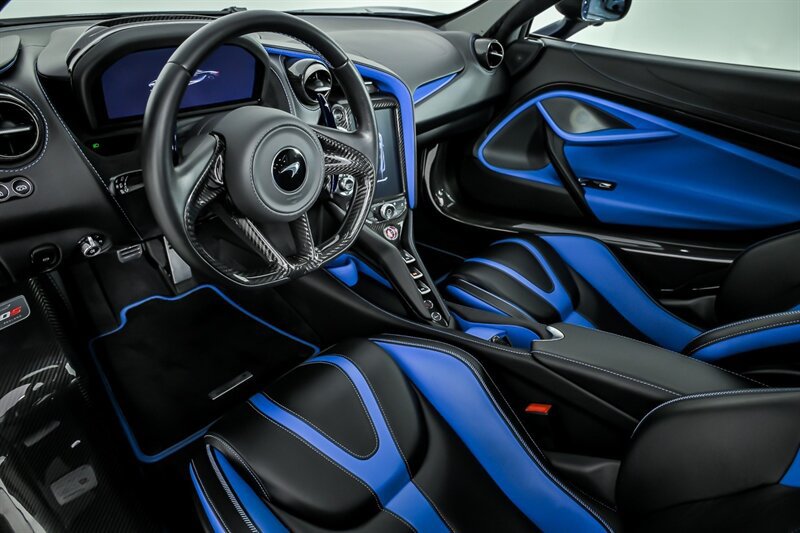 Used 2019 McLaren 720S Performance photo 22