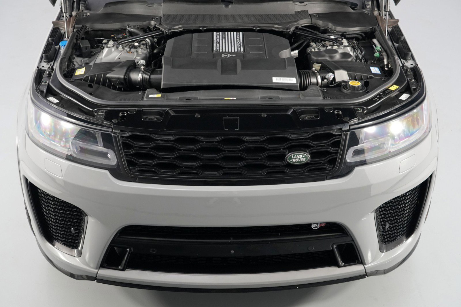 2022 Land Rover Range Rover Sport SVR Carbon Edition