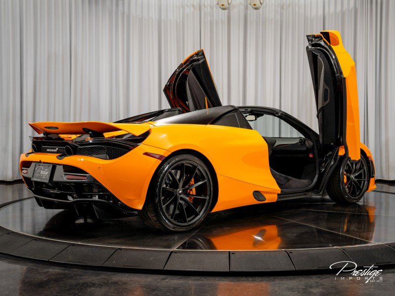 Used 2023 McLaren 720S Luxury photo 31