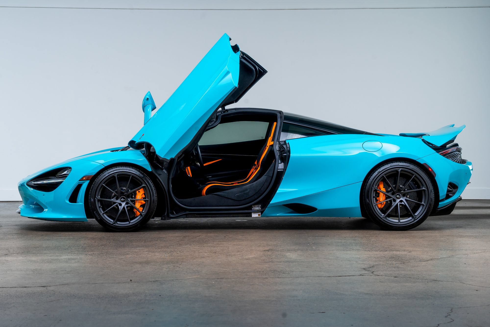Used 2024 McLaren 750S photo 11