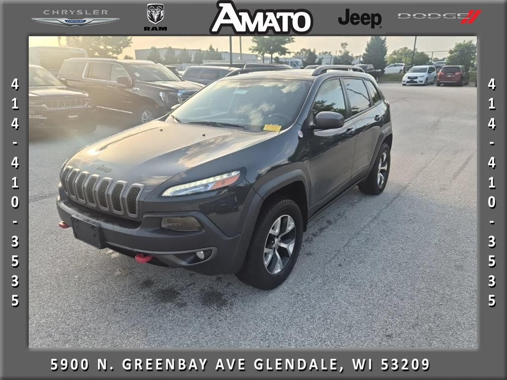 Used 2016 Jeep Cherokee Trailhawk w/ Comfort/Convenience Group