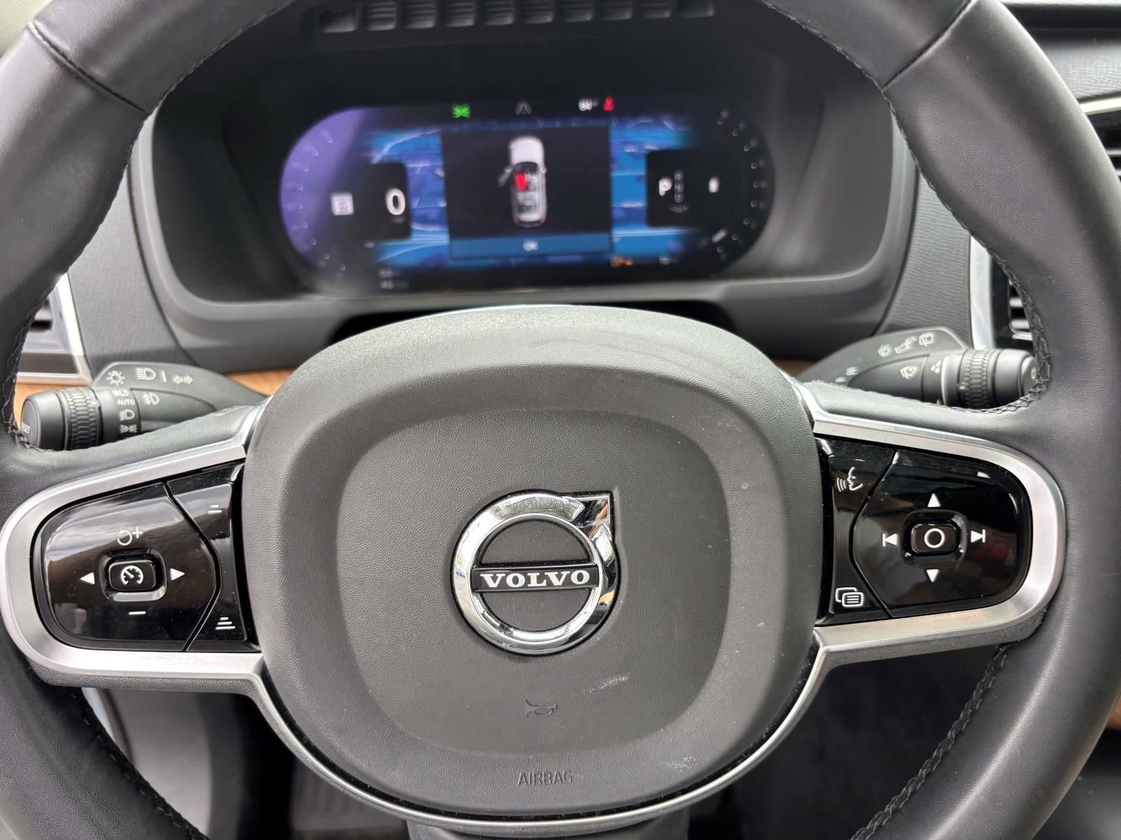 2024 Volvo Xc90 B6 Plus