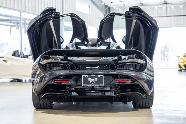 Used 2021 McLaren 720S Performance photo 6