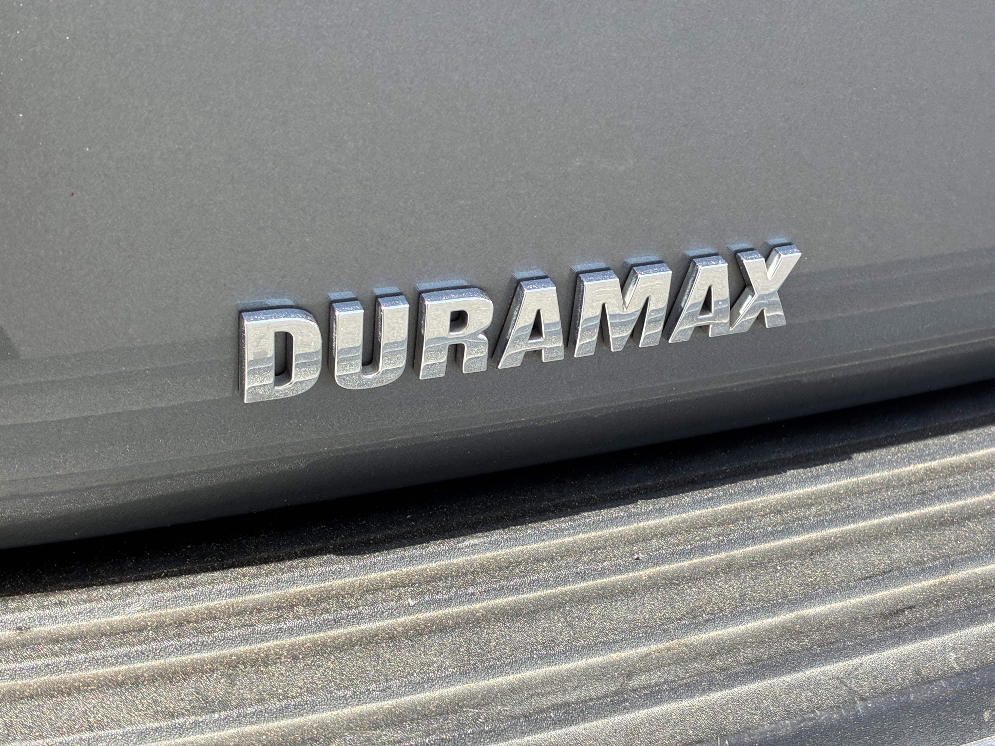 2022 Chevrolet Suburban LS