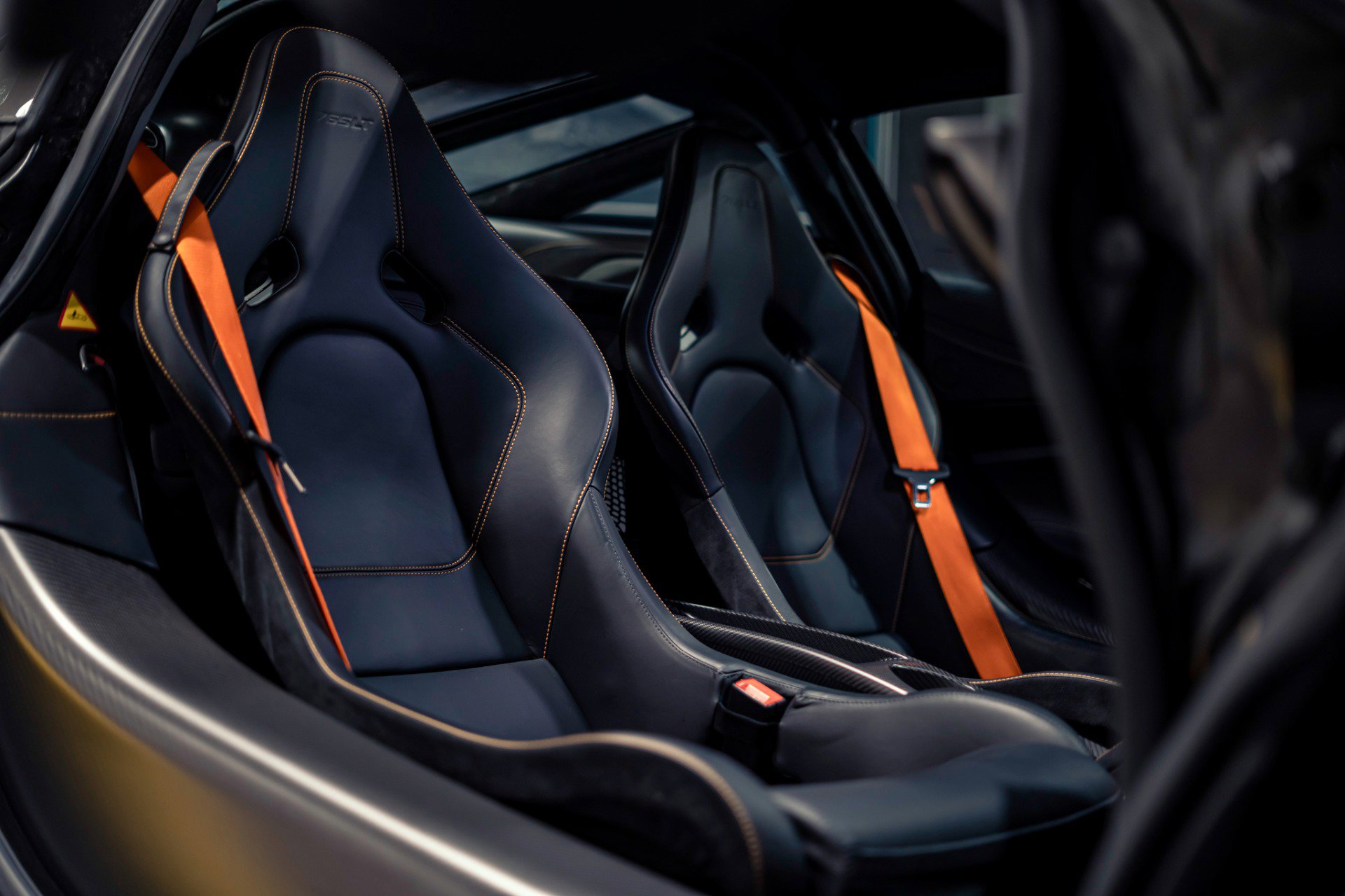 Used 2021 McLaren 765LT photo 2