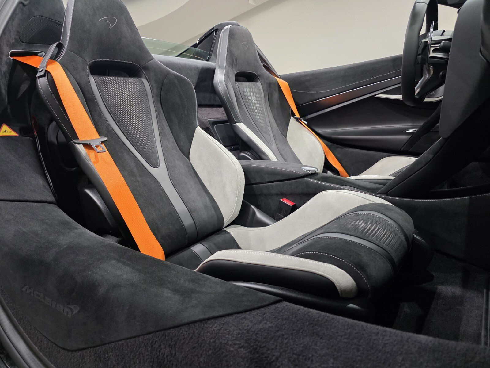 New 2027 McLaren 750S Spider photo 23