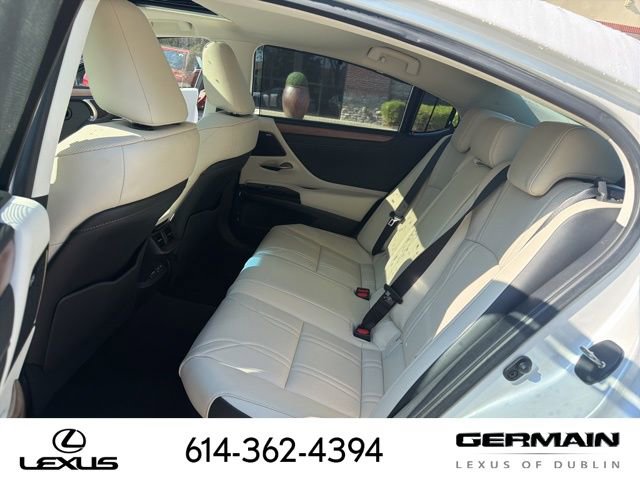 2024 Lexus ES 300h Ultra Luxury