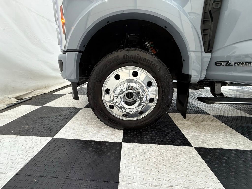 2025 Ford F450 Platinum