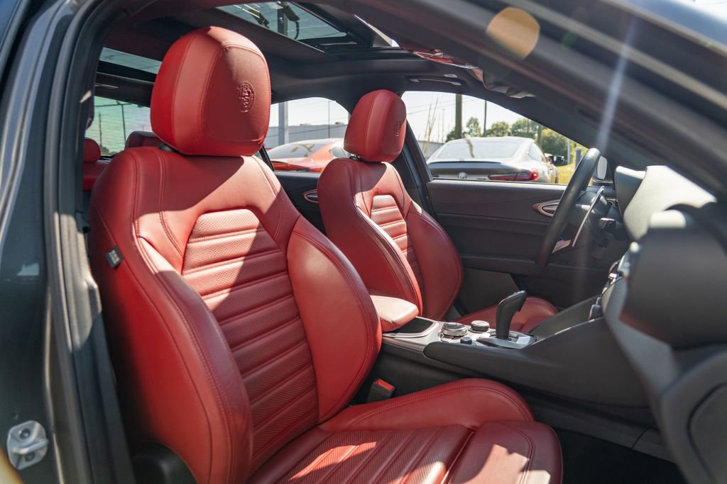 2023 Alfa Romeo Giulia Veloce