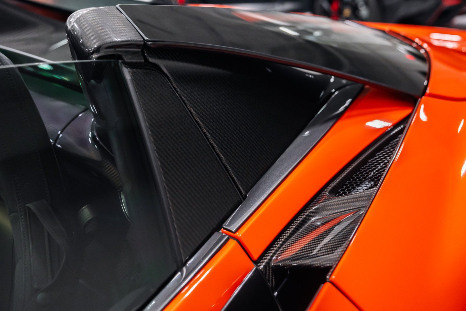 Used 2019 McLaren 720S Performance photo 30