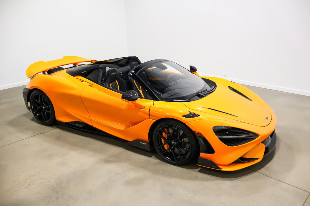 Used 2022 McLaren 765LT photo 71