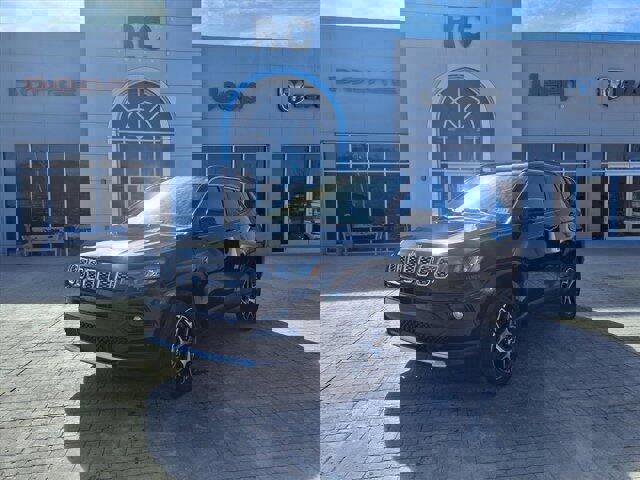 Used 2025 Jeep Compass Limited w/ Sun & Sound Group