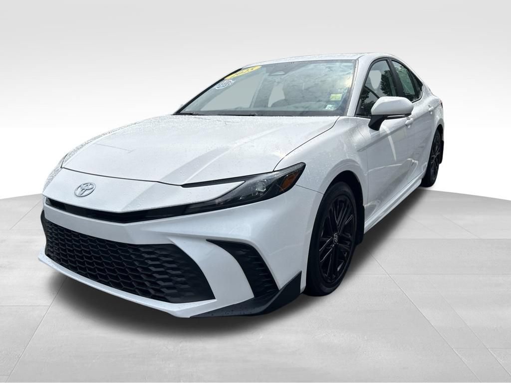Certified 2025 Toyota Camry SE w/ Convenience Package