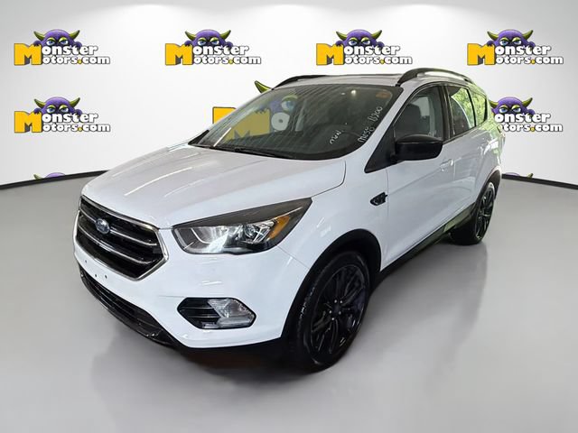 Used 2018 Ford Escape SE w/ SE SYNC Package