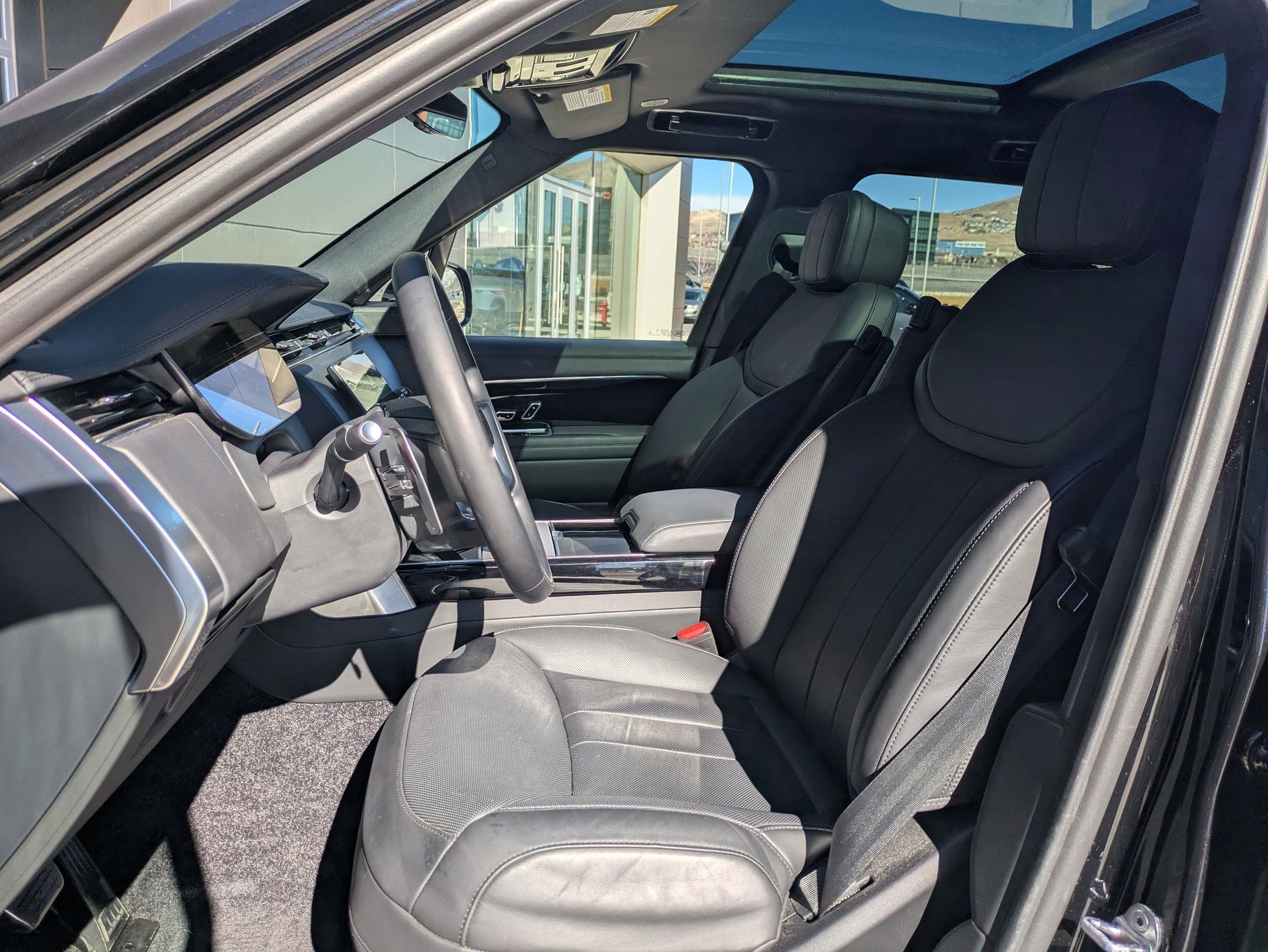 2024 Land Rover Range Rover SE