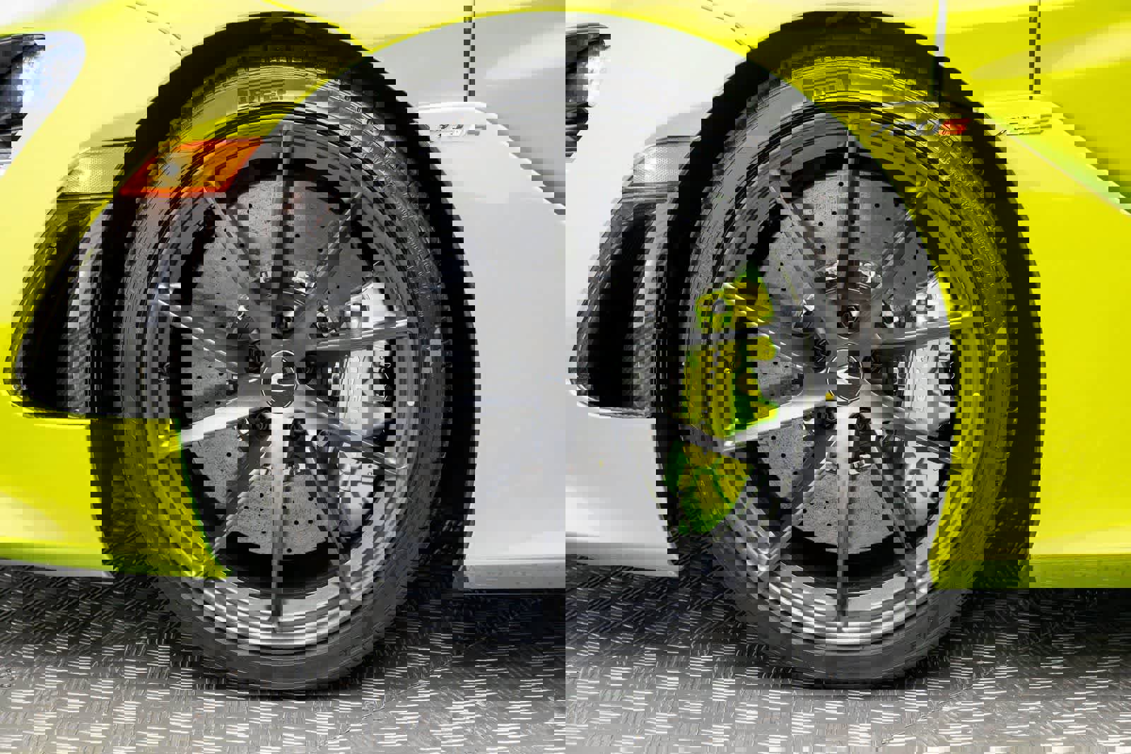 Used 2023 McLaren 720S Performance photo 8