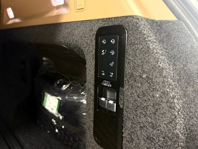 2023 Land Rover Range Rover SV