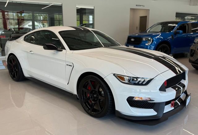 Used 2017 Ford Mustang Shelby GT350R w/ GT350R Equipment Group 920A