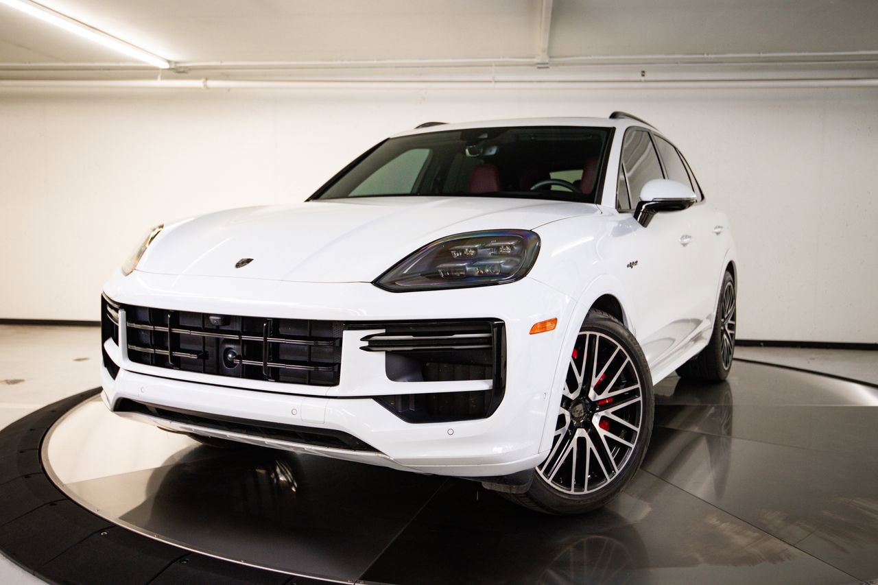 Certified 2025 Porsche Cayenne Turbo