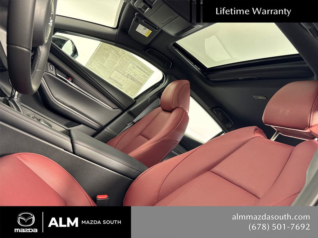 2026 MAZDA Mazda3 Carbon