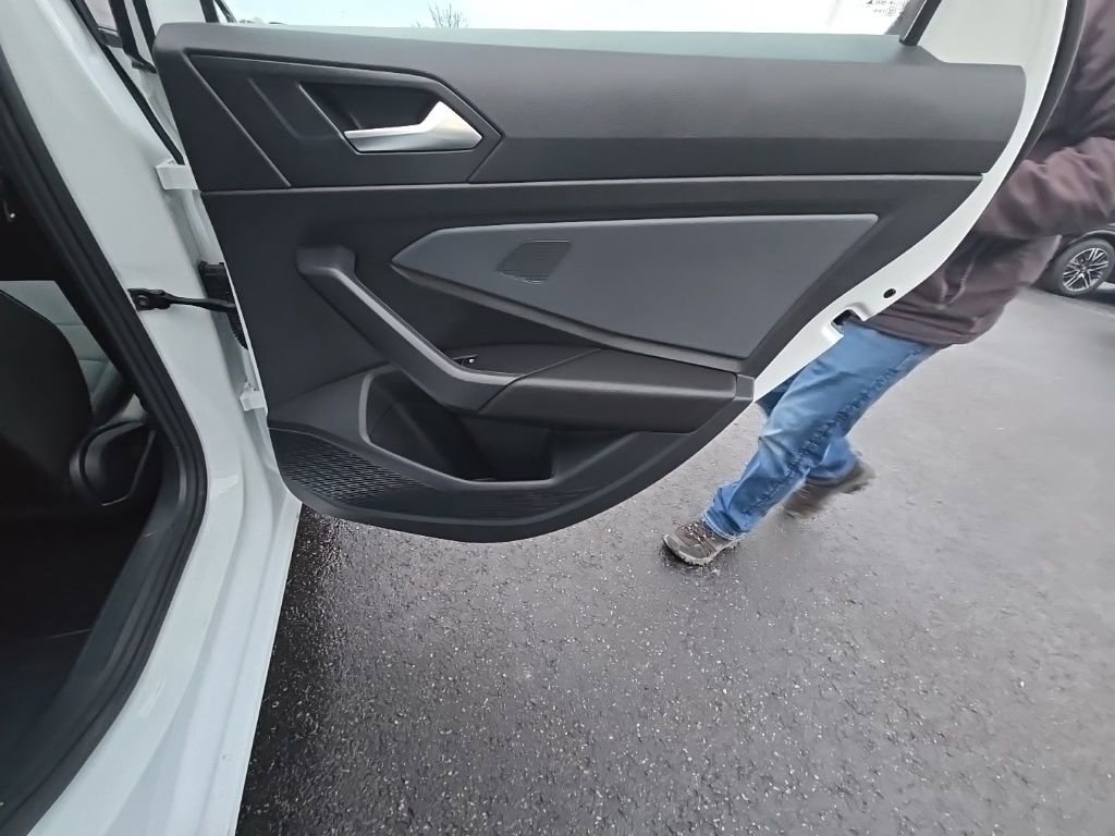 2025 Volkswagen Jetta SE