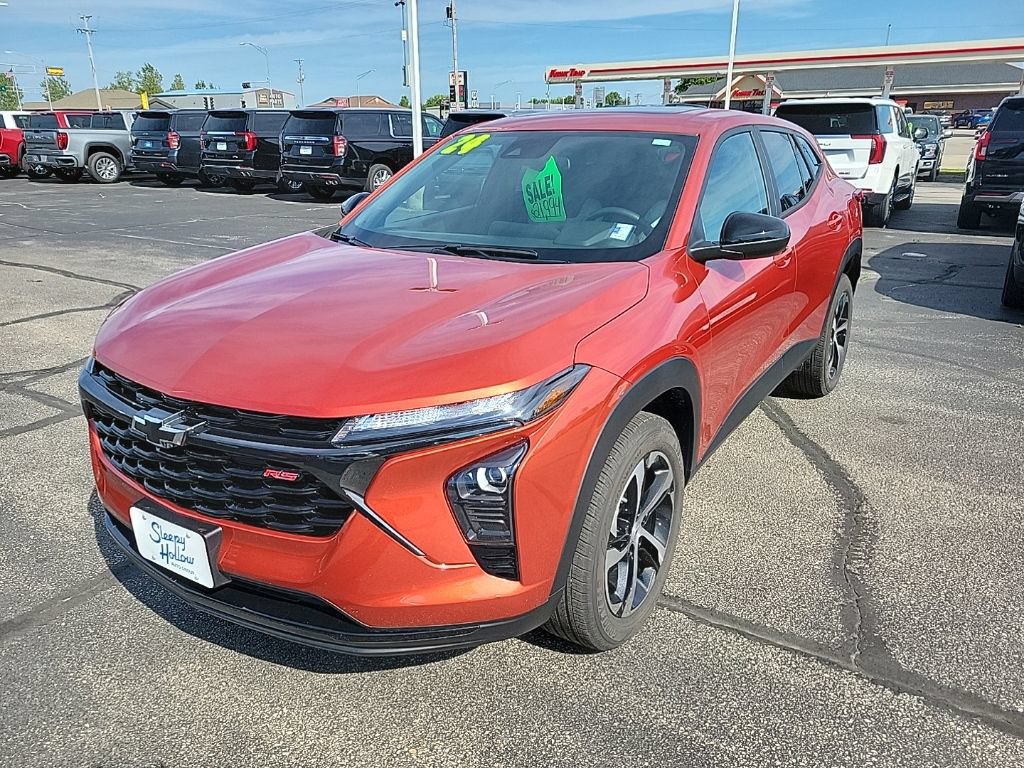 Used 2024 Chevrolet Trax RS w/ Sunroof Package