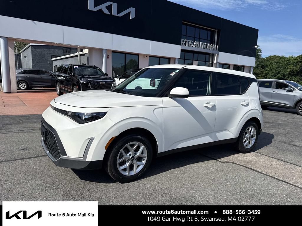Used 2024 Kia Soul LX w/ Option Group 015