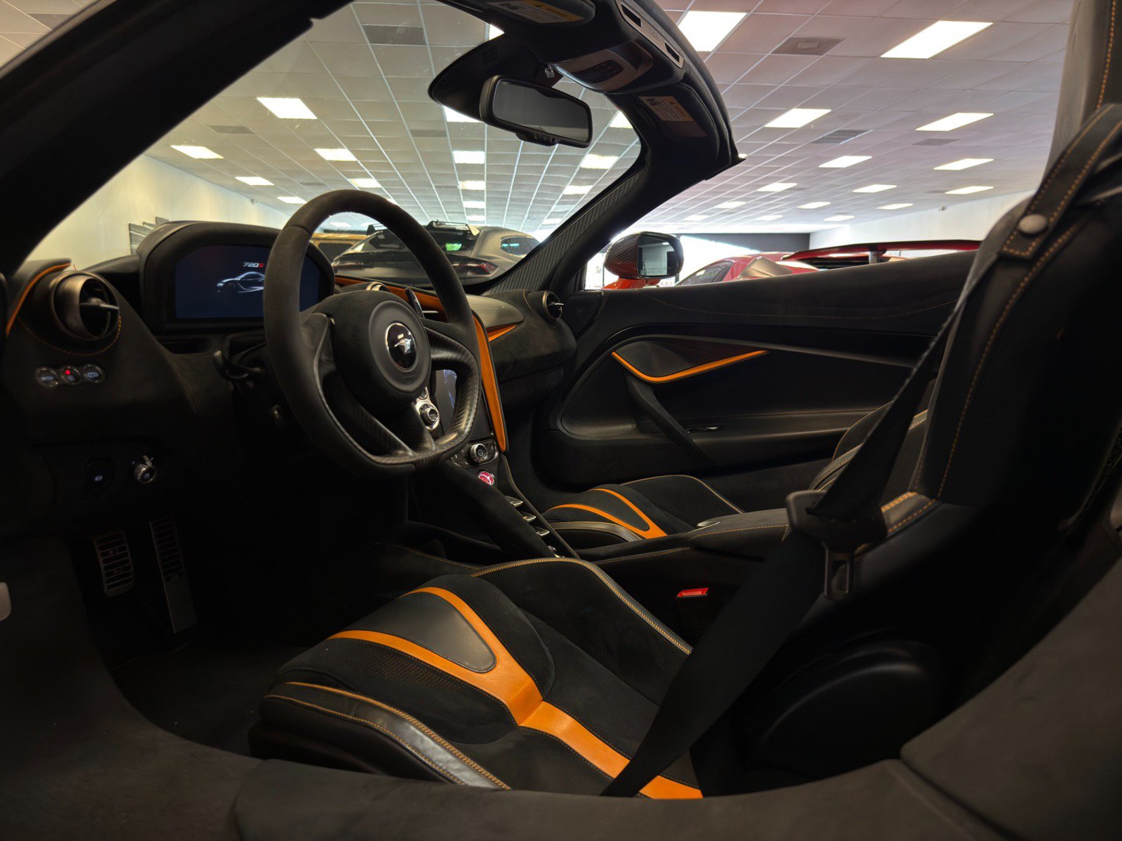 Used 2021 McLaren 720S Performance photo 22