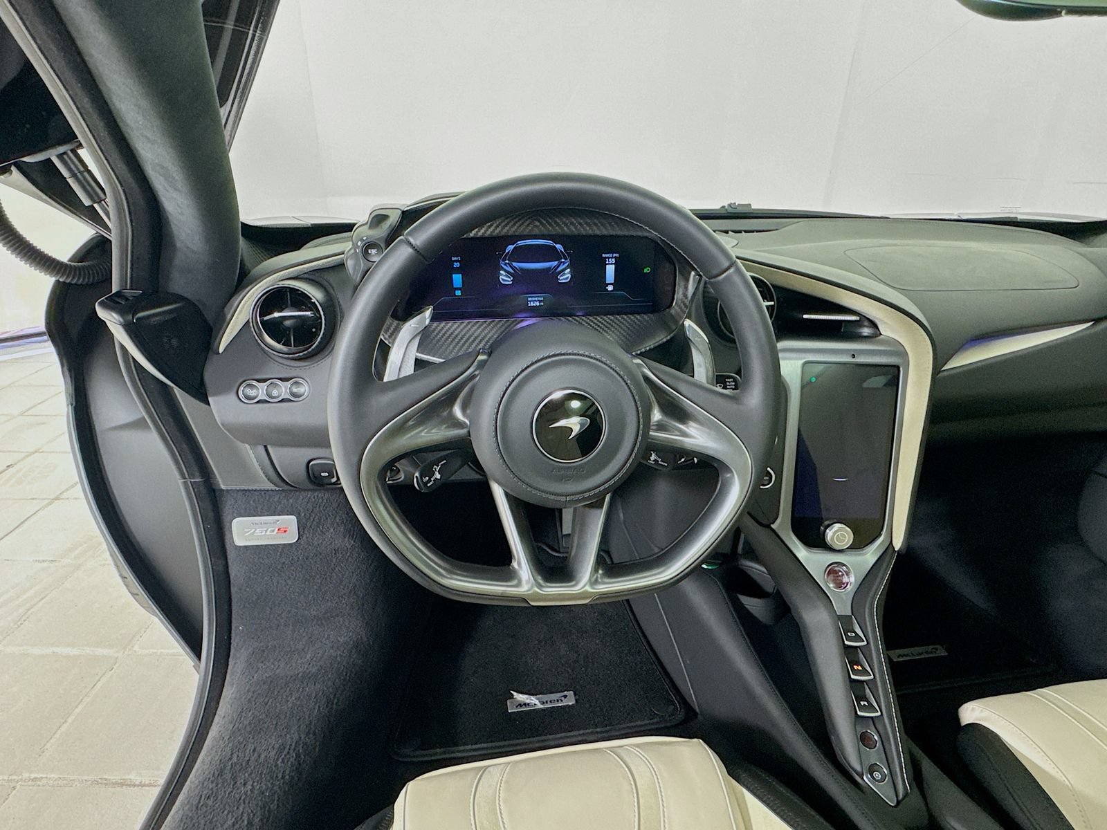 Used 2024 McLaren 750S photo 11