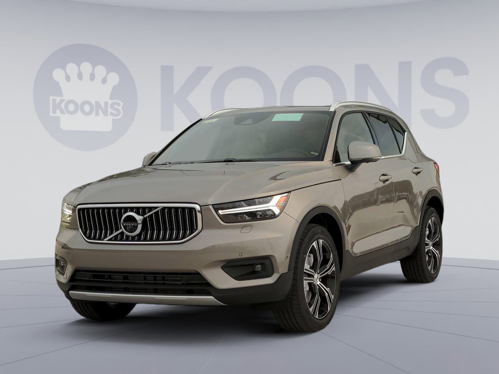 2022 Volvo XC40: Choosing the Right Trim - Autotrader