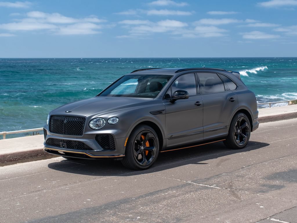 Used 2025 Bentley Bentayga