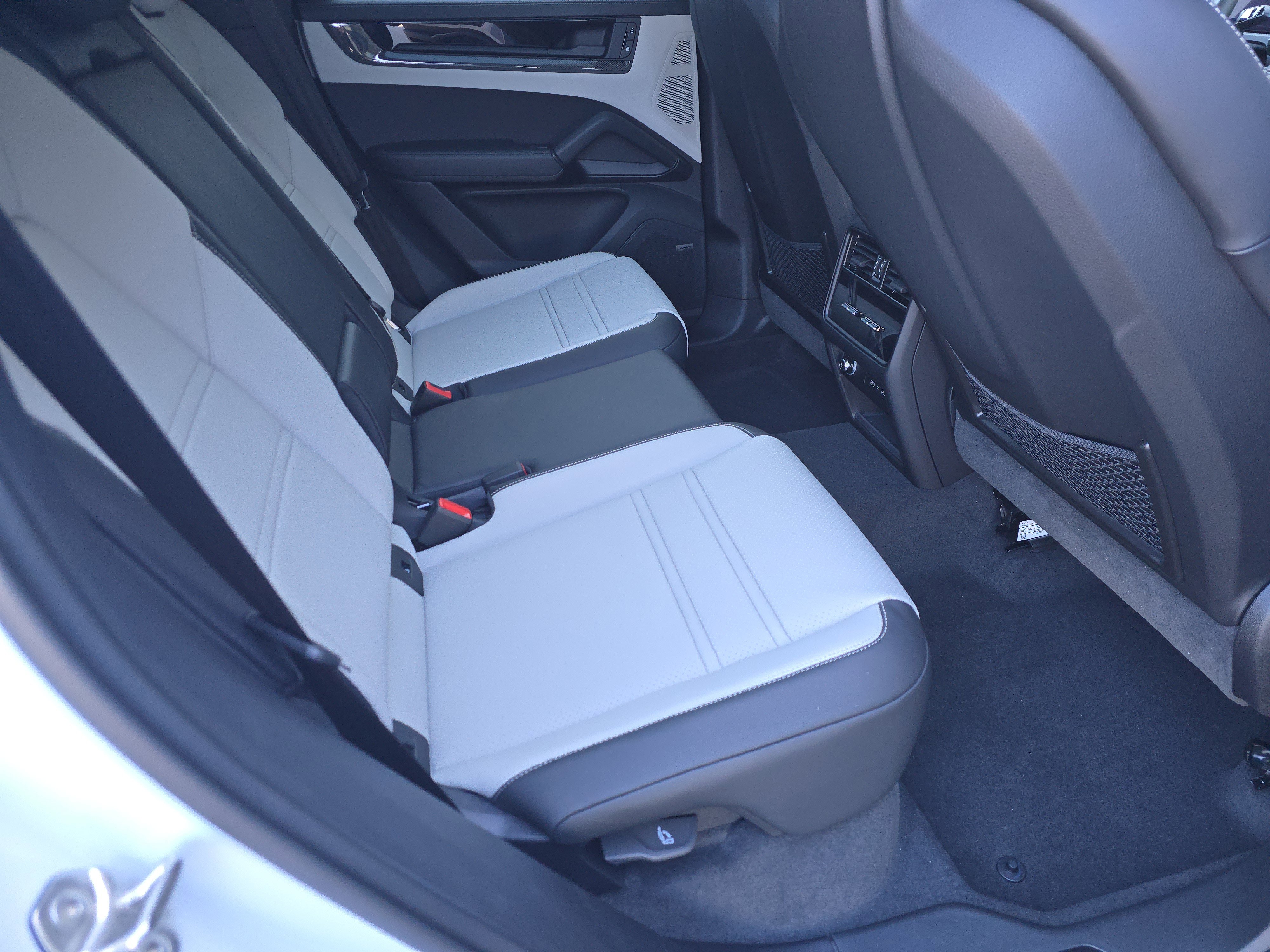 2026 Porsche Cayenne GTS