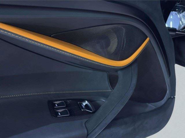 Used 2018 McLaren 720S photo 39
