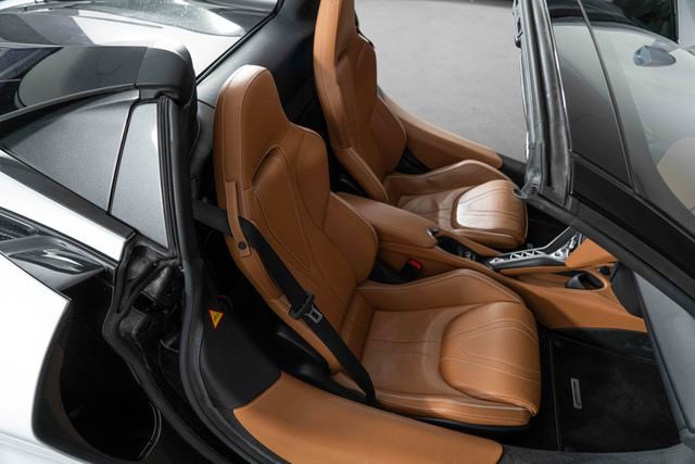 Used 2020 McLaren 720S Luxury photo 30