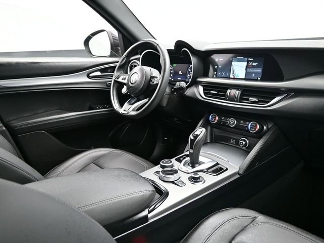 2024 Alfa Romeo Stelvio Ti