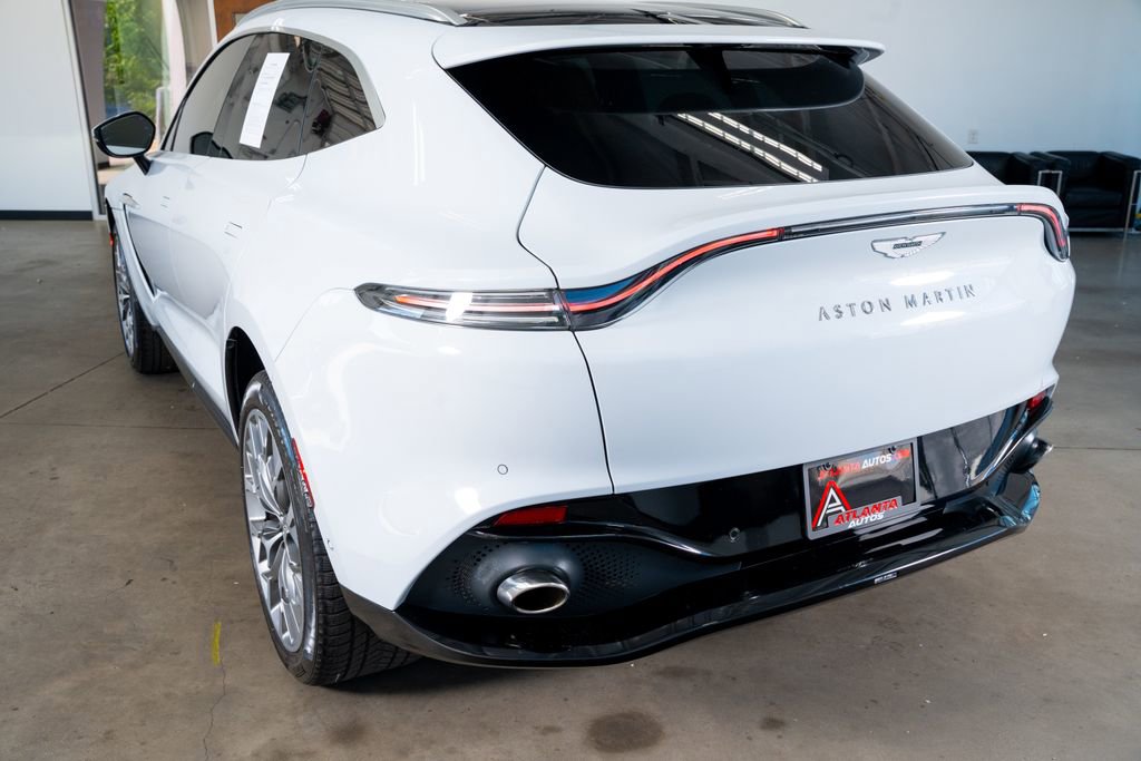 2021 Aston Martin DBX