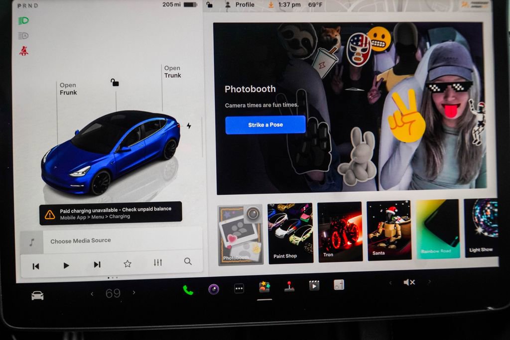 2023 Tesla Model 3 Performance