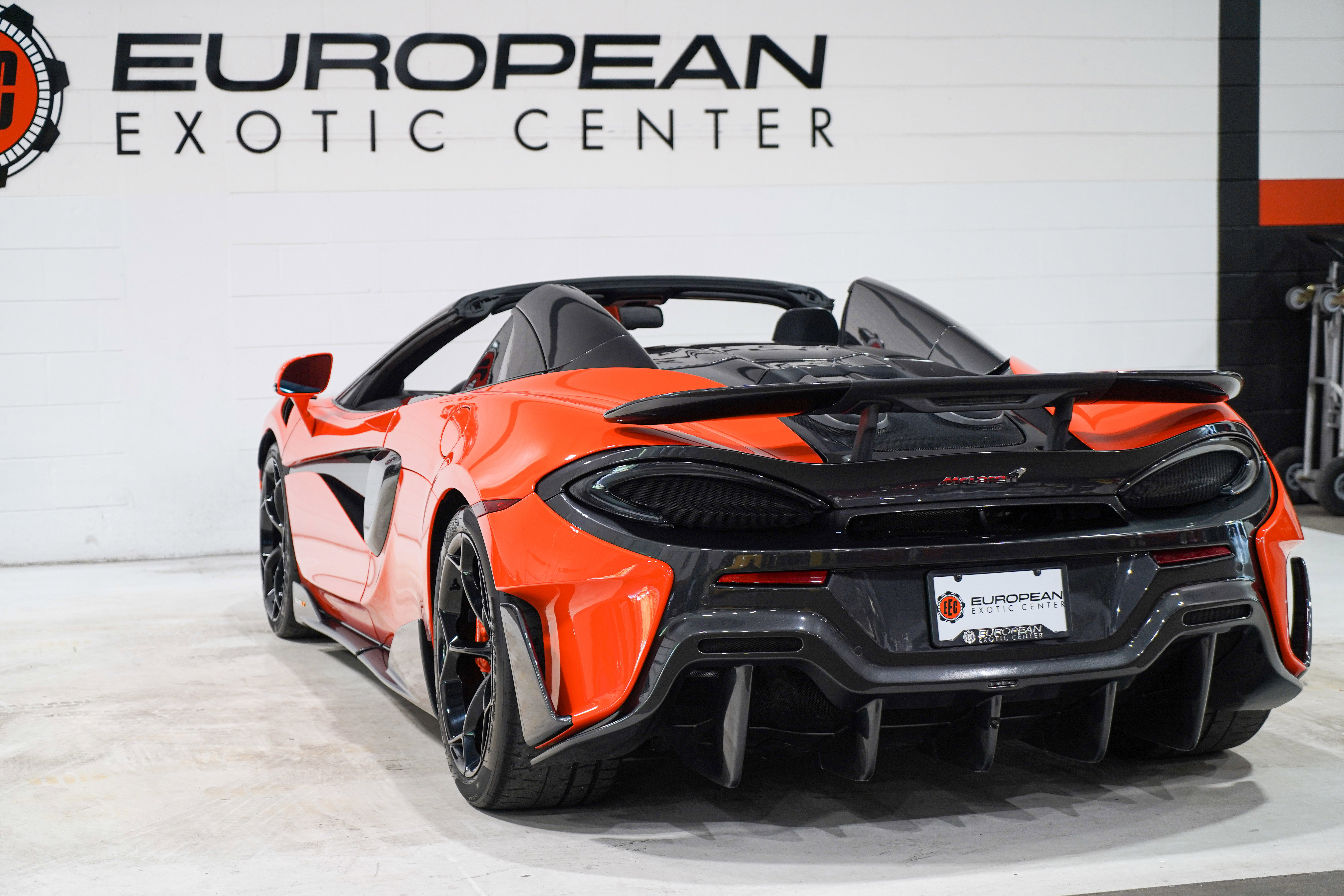 Used 2020 McLaren 600LT Spider photo 36