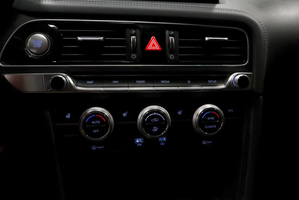 2023 Genesis G70 2.0T