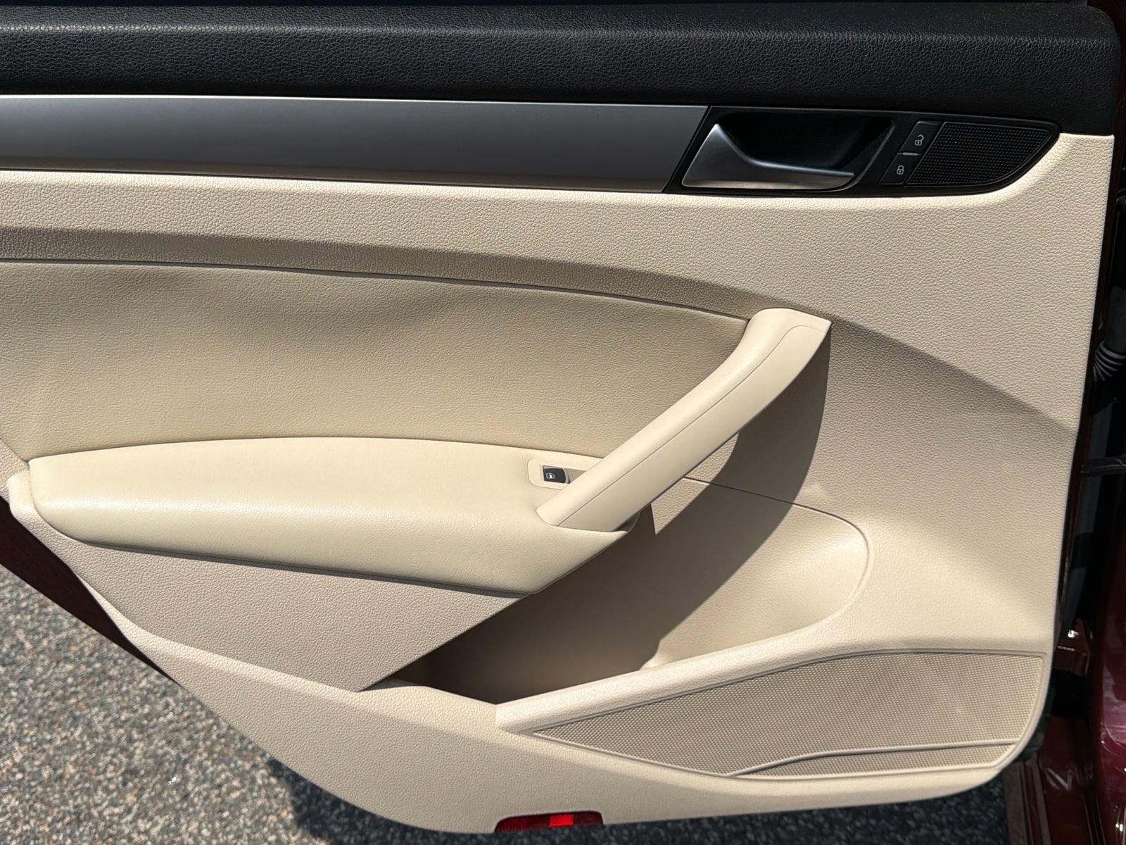 2014 Volkswagen Passat 1.8T Wolfsburg Edition