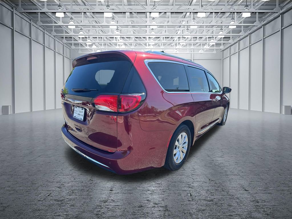 2019 Chrysler Pacifica Touring-L