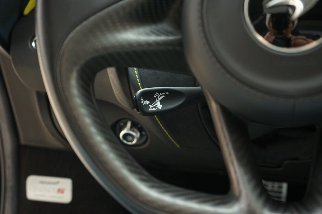 Used 2022 McLaren 720S Performance photo 28