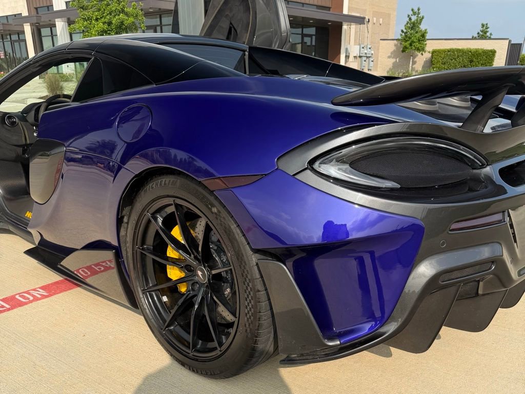 Used 2020 McLaren 600LT Spider photo 11