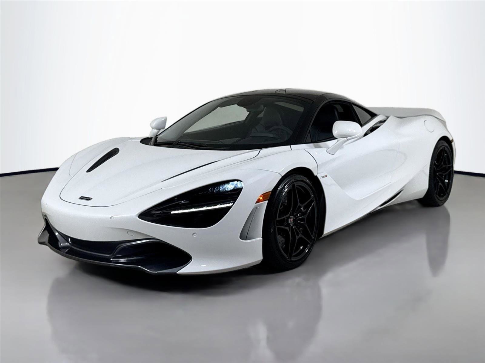 Used 2018 McLaren 720S photo 39