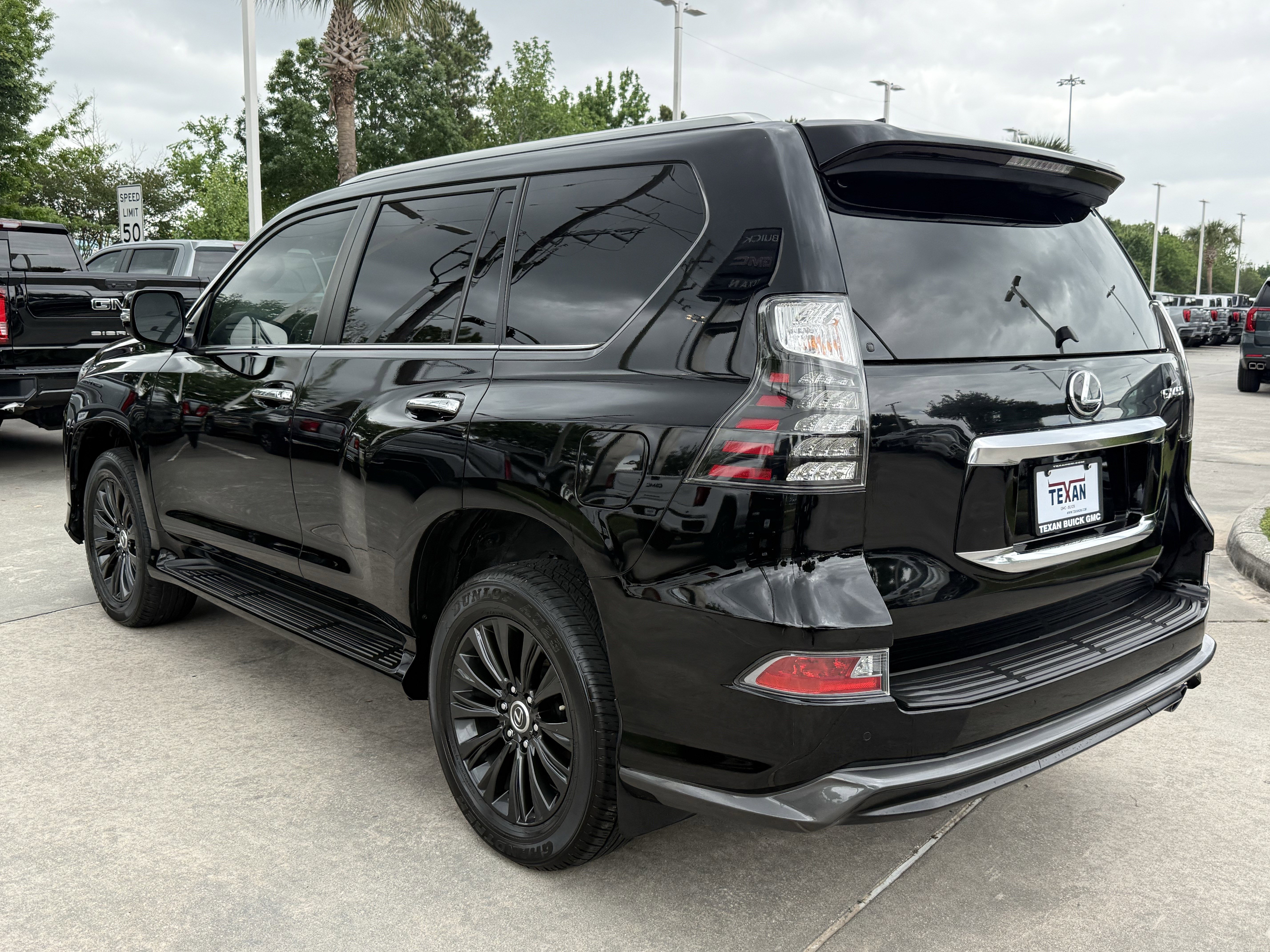2023 Lexus GX 460 Premium