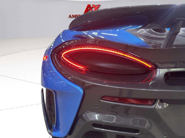 Used 2020 McLaren 600LT Spider photo 33