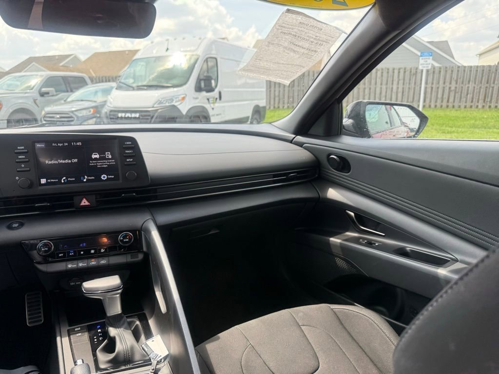 2025 Hyundai Elantra Sport