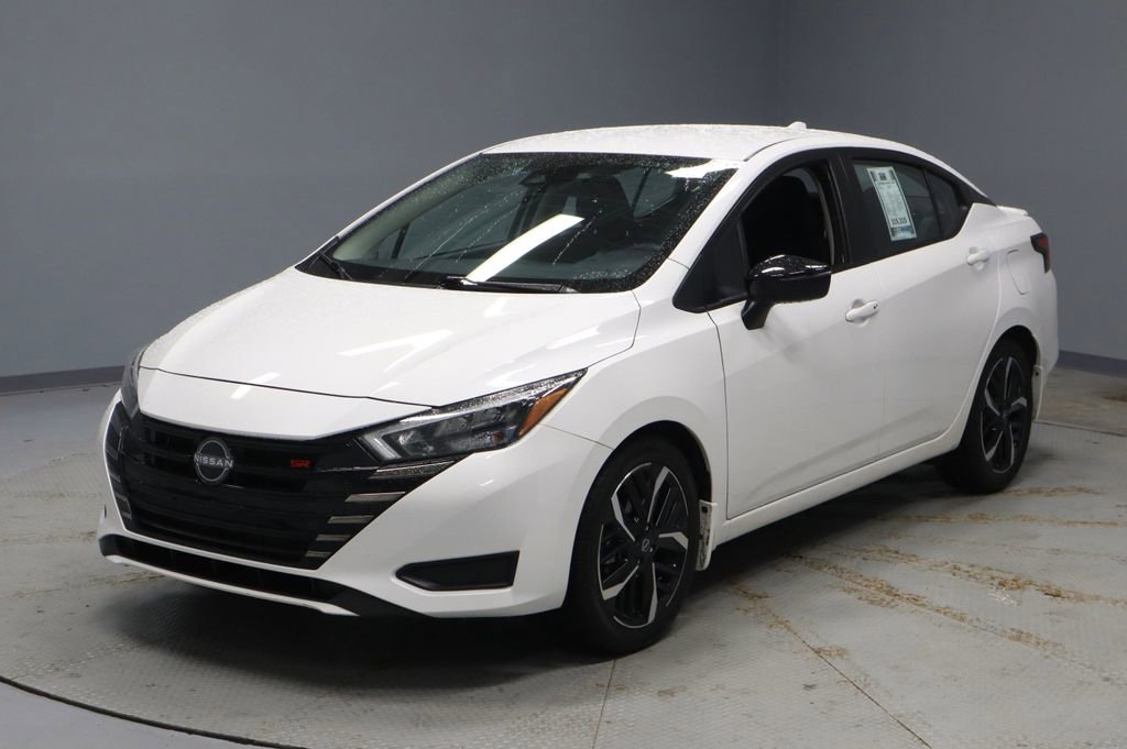 2024 Nissan Versa SR