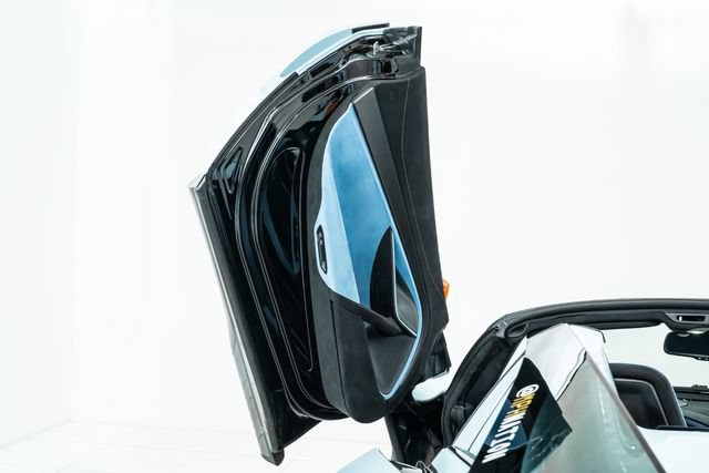 Used 2022 McLaren 765LT photo 35